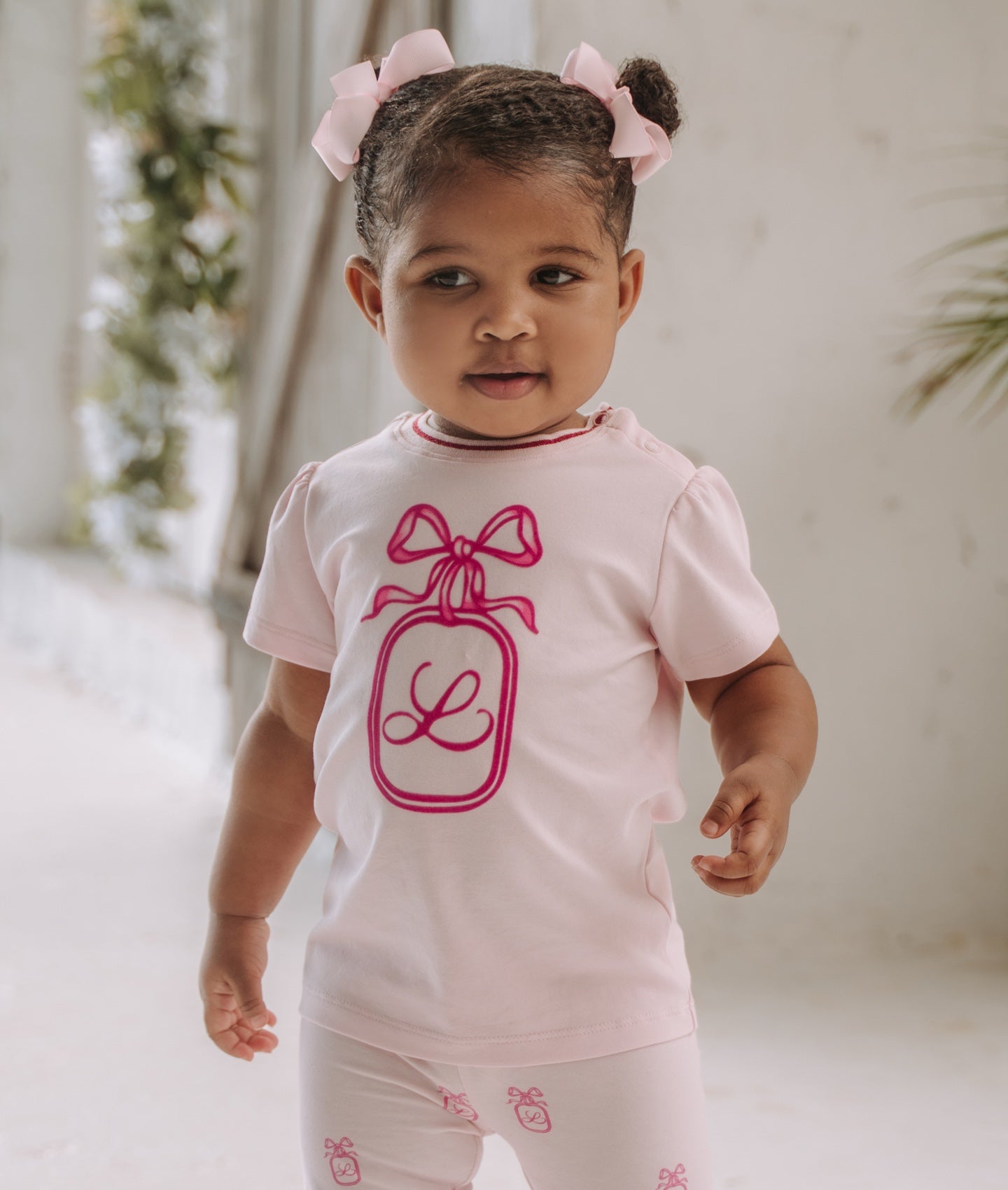 Bow Wreath Ellie T-shirt