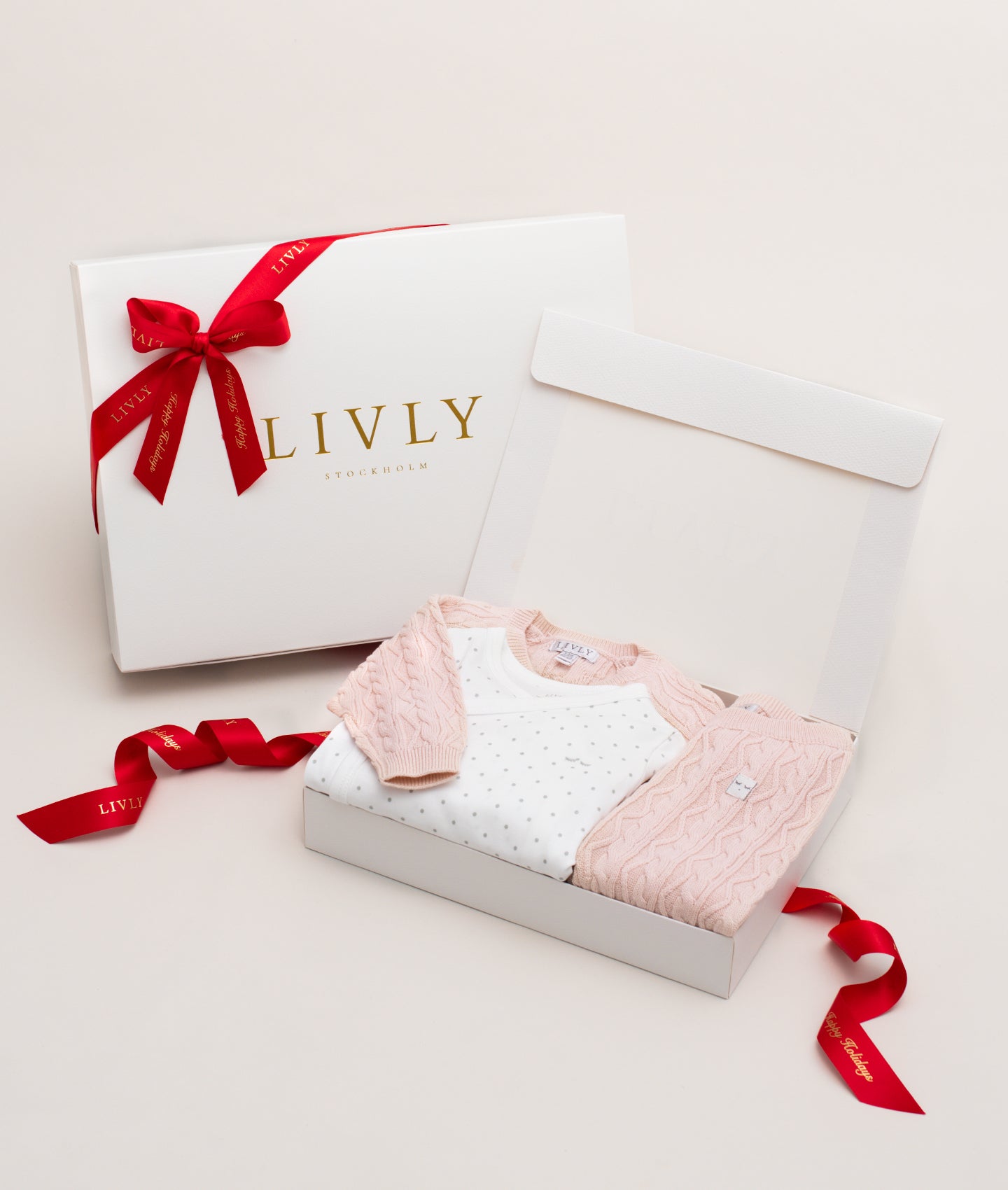 Cable Knit Gift Set